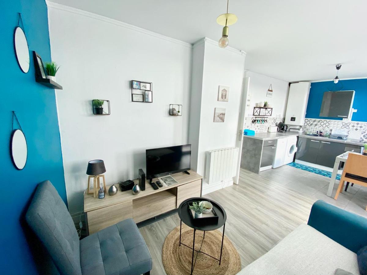 La Petite Jungle Apartment Calais Ngoại thất bức ảnh