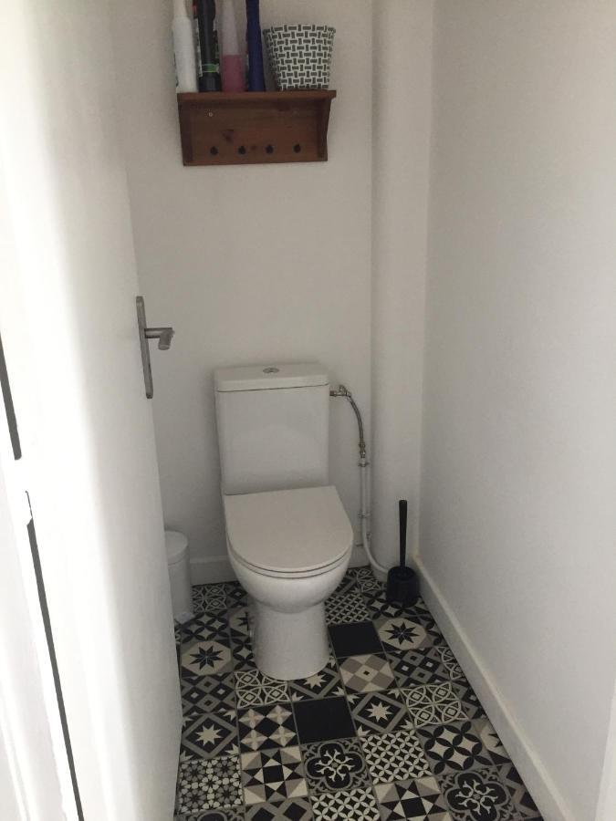 La Petite Jungle Apartment Calais Ngoại thất bức ảnh