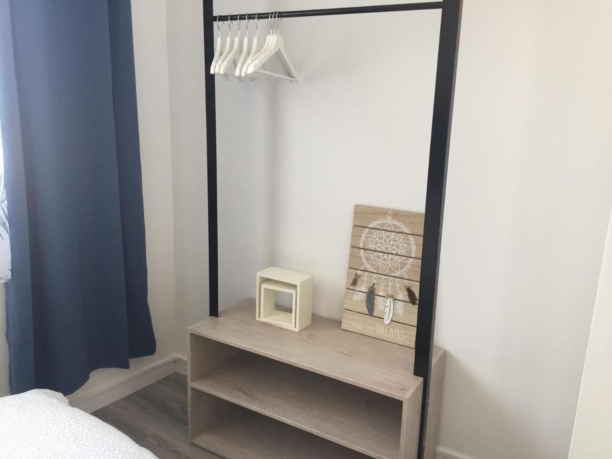 La Petite Jungle Apartment Calais Ngoại thất bức ảnh