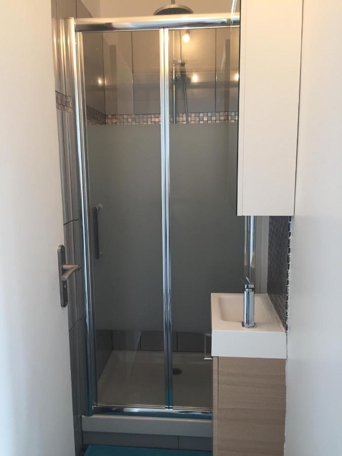 La Petite Jungle Apartment Calais Ngoại thất bức ảnh